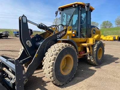 John Deere 544 P-TIER Wheel Loader