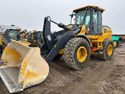 John Deere 544 P-TIER Wheel Loader