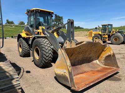 John Deere 544 P-TIER Wheel Loader