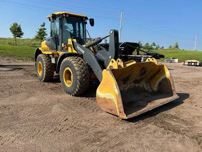 John Deere 544 P-TIER Wheel Loader