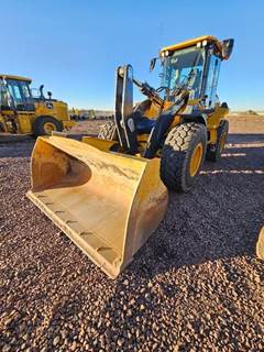 John Deere 544 P-TIER Wheel Loader