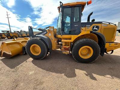 John Deere 544 P-TIER Wheel Loader