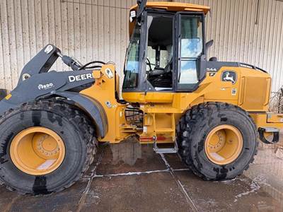 John Deere 544 P-TIER Wheel Loader