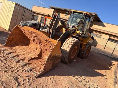 John Deere 544 P-TIER Wheel Loader