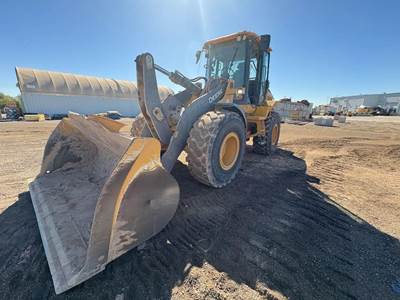 John Deere 544 P-TIER Wheel Loader