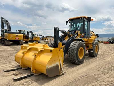 John Deere 544 P-TIER Wheel Loader