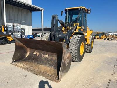 John Deere 544 P-TIER Wheel Loader