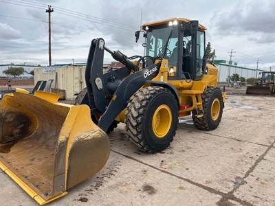 John Deere 544 P-TIER Wheel Loader