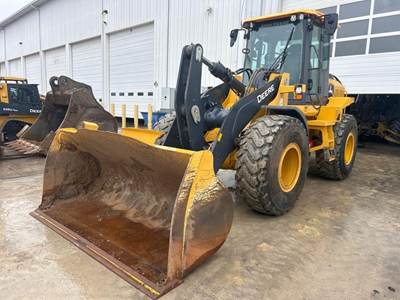 John Deere 544 P-TIER Wheel Loader