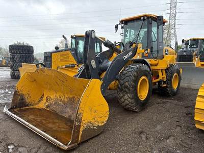 John Deere 544 P-TIER Wheel Loader