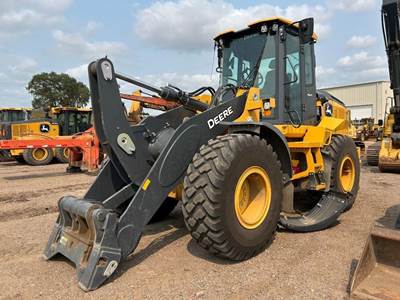 John Deere 544 P-TIER Wheel Loader