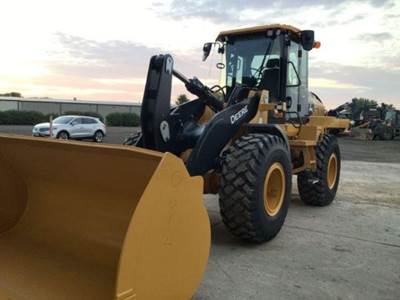 John Deere 544 P-TIER Wheel Loader