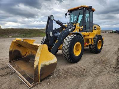 John Deere 544 P-TIER Large Wheel Loader