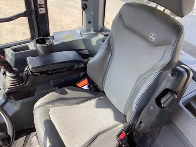 John Deere 624 P-Tier Wheel Loader