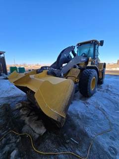 John Deere 624 P-Tier Wheel Loader