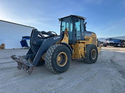 John Deere 624K Wheel Loader
