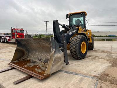John Deere 644 P-TIER Wheel Loader