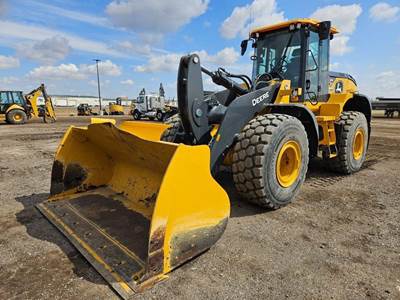 John Deere 644 P-TIER Wheel Loader