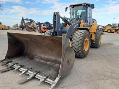 John Deere 644 P-TIER Wheel Loader