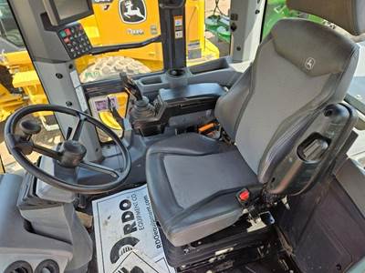 John Deere 644 P-TIER Wheel Loader