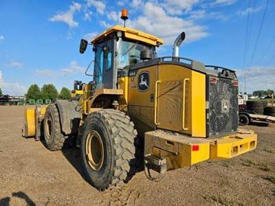 John Deere 644 P-TIER Wheel Loader