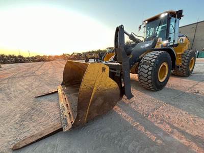 John Deere 644 P-TIER Wheel Loader