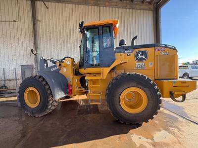 John Deere 644 P-TIER Wheel Loader