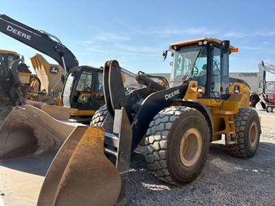 John Deere 644 P-TIER Wheel Loader