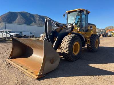 John Deere 644 P-TIER Wheel Loader