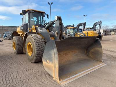 John Deere 644 P-TIER Wheel Loader