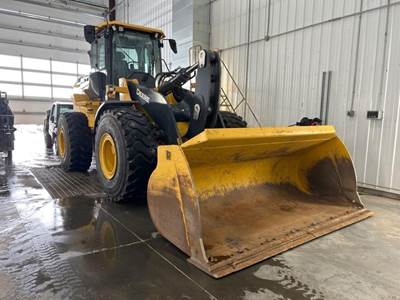 John Deere 644 P-TIER Wheel Loader