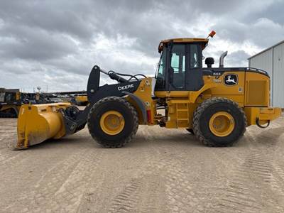 John Deere 644 P-TIER Wheel Loader