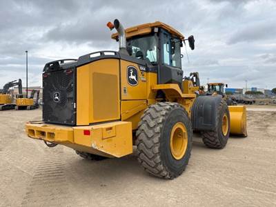 John Deere 644 P-TIER Wheel Loader
