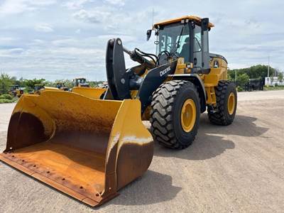 John Deere 644 P-TIER Wheel Loader