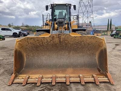 John Deere 744L Wheel Loader