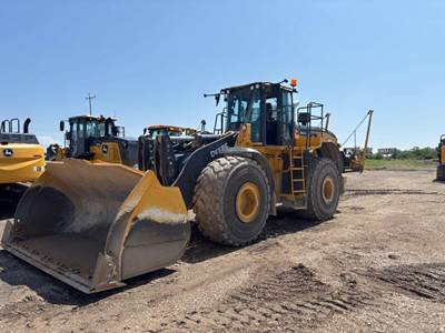 John Deere 844 P-TIER Wheel Loader