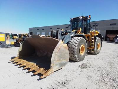 John Deere 844 Wheel Loader