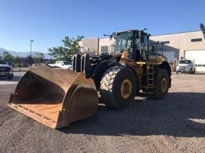 John Deere 844 Wheel Loader