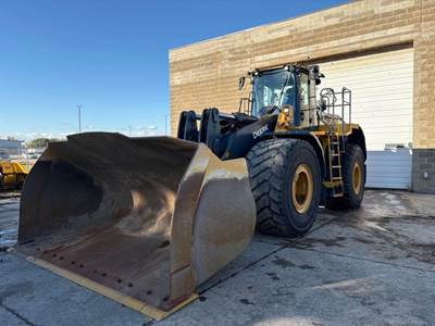 John Deere 844L Wheel Loader