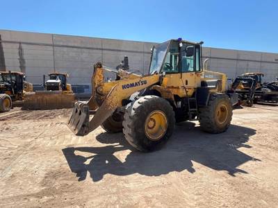 Komatsu WA320-6 Wheel Loader
