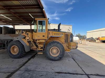 Volvo L90E Wheel Loader