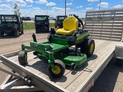 John Deere Z325E Zero Turn Mower