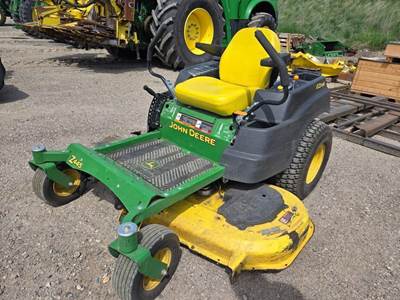 John Deere Z445 Zero Turn Mower
