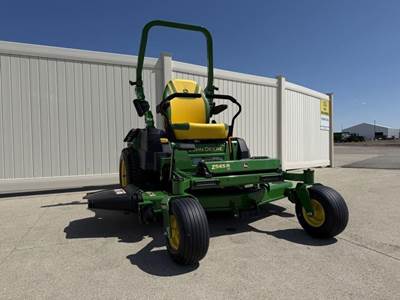 John Deere Z545R Zero Turn Mower