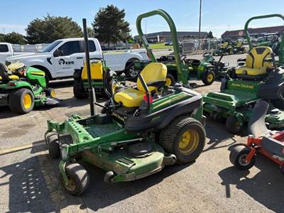 John Deere Z920M Zero Turn Mower