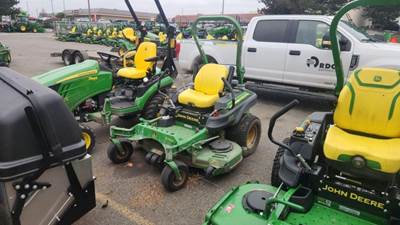 John Deere Z920M Zero Turn Mower