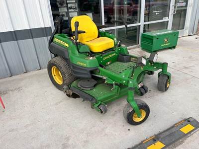 John Deere Z930A Zero Turn Mower