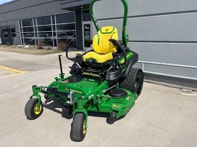 John Deere Z950M Zero Turn Mower