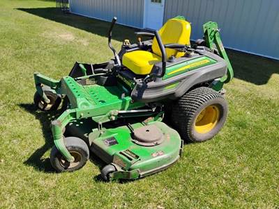 John Deere Z950M Zero Turn Mower