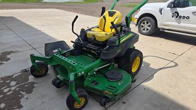 John Deere Z955M EFI Zero Turn Mower